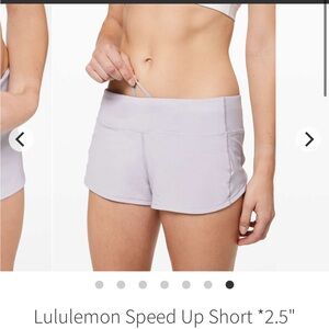 Lululemon - Speed Up Short *2.5"